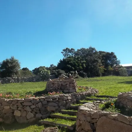 La Casa Del Poeta Aglientu