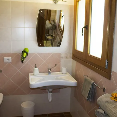 Guest house La Casa Del Poeta Aglientu