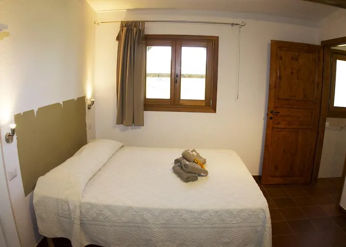 La Casa Del Poeta Aglientu